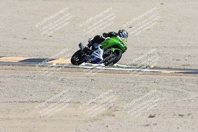 media/Oct-05-2025-CVMA (Sun) [[beeef4f201]]/Race 11-500-400(4)-350 Supersport/